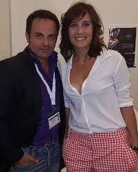 Su padre es un ingeniero de sistemas y su madre una costurera. Monte Carlo 2016 A La Rencontre De L Actrice Julie De Bona