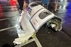 Aircraft with 6 onboard crashes near shopping mall in Philadelphia,  casualties feared - Hindustan Times