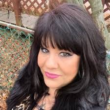 Lynda Sparkman's Instagram, Twitter & Facebook