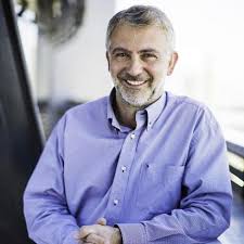 Ex-banker 'acted without integrity' but escapes ban