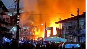 Local government area in nigeria (de) oshodi/isolo (en). Oshodi Market Fire Fire Fighters Battle For Kairo To Quench Fire For Di Lagos Market Bbc News Pidgin