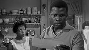 The movie shows how african american men and women there struggles and how they come back together as a family. Criterion Blu Ray Review Lorraine Hansberry S A Raisin In The Sun Movie Mania Madness