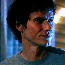 Brian Mogging Cuanto Mide