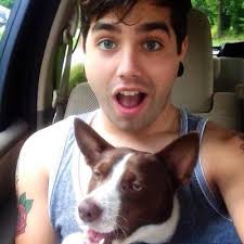 Aaron Grise (@executivebolito)