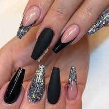 This manicure tool is ideal for graduation nail art and for use. 36 Graduation Nails Designs To Recreate For Your Big Day Graduation Nails Coffin Nails Designs Black Acrylic Nails