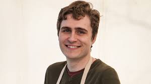 GBBO Week 3: Twitter reacts hilariously to Tom's interestingly shaped loaf 