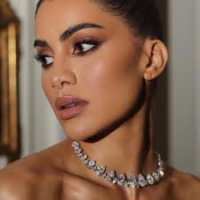 Voting now open: American Influencer Awards 2021 Beauty Finalists