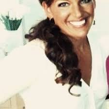 Kimberly Cozza's Instagram, Twitter & Facebook