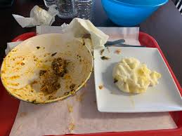 It is made from ground melon seed and can be served with any type of fufu ( pounded yam, gari ….). Matt Rhule On Twitter Egusi Soup W Fufu