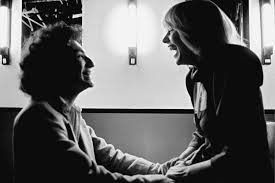 Avant de mourir, le chanteur avait fait la rencontre de béatrice grimm, mannequin allemand pour qui il était prêt à tout abandonner. France Gall Et Michel Berger Un Couple Entre Dans La Legende