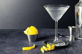 The James Bond Martini Recipe Recipe Martini Recipes James Bond Gin Martini Recipe
