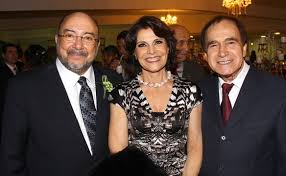 He's been assembling local real estate through his company miami sunrise properties since at. Quem Passa Aqui Blog Do Pco