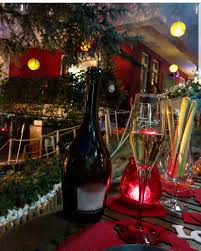 Zengin kavı ve hızlı samimi servisiyle attendo vino yu herkese tavsiye ederim. Attendo Vino