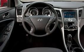 The sonata is all new for 2011, and what is immediately noticeable is that the new sedan looks while the dimensions should translate to more cabin space, oddly, the interior feels tighter. First Test 2011 Hyundai Sonata Se