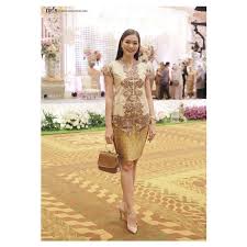 10 Model Kebaya Modern Elegan Terbaru 2019 Bisa Buat Wisuda