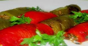 Nonostante si tratti di una gastronomia essenzialmente povera, basata su pochi elementi non manca la fantasia ai fornelli. Secondi Piatti Calabresi Piatti Tipici Calabresi