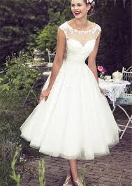 Lace Tea Length Beach Wedding Dresses 2019 Vintage Sheer Neck Ivory Tulle A Line Country Style Short Bridal Gowns Short Bridal Gown Tea Length Wedding Dress Lace Wedding Dress Vintage