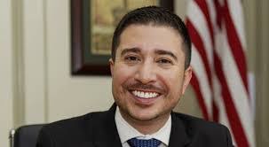 Javier Enriquez's Instagram, Twitter & Facebook