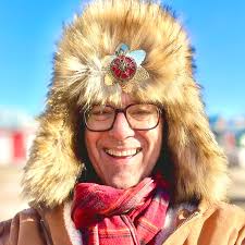 It's cuddle season<3 🫂❄️ Have some eepy mintcocoa for the holidays 🍃☕