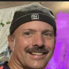 James Willow's Instagram, Twitter & Facebook