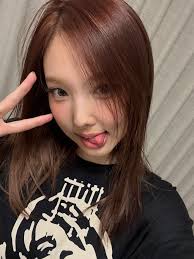 TWICE NAYEON 🤗🤗🤗