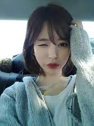 35 New Bob With Bangs Bob Haircut And Hairstyle Ideas Short Hair Styles Short Hair With Bangs Korean Short Hair