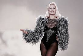 Raffaella carra hay que venir al sur. Retrochenta On Twitter Long Sleeve Dress Fashion Dresses