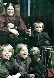 • 25 млн просмотров 3 года назад. Barbara Ann Kelly Paddy Kelly Angelo Kelly Maite Kelly