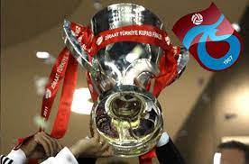 The squad overview lists all player stats for a selected season. Trabzon Un 14 Finali Tr Beinsports Com