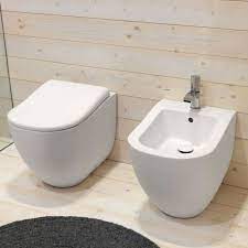 Miglior Prezzo Visita Il Nostro Sito Sanitari Filo Muro Vaso Bidet E Coprivaso Rallentato La Collezione Arredamento Bagno Bagni Di Lusso Bagno Padronale