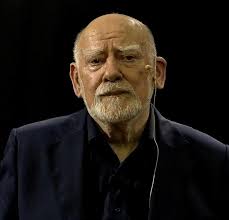 Jerzy Binkowski (1949 r. Gdynia). Ukończyłem psychologię na KUL-u oraz  Reżyserię Teatry Lalek PWST w Warszawie z siedzibą