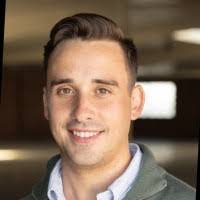 Sean Pitt's Instagram, Twitter & Facebook