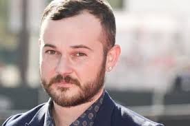 Daniel Henshall