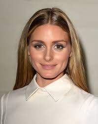 Mushroom blonde il colore capelli di tendenza per l autunno 2020 / è magra e non molto alta, ma abbastanza forte da provvedere alla sua famiglia. Colore Di Capelli Quale Scegliere Per La Carnagione Olivastra Vogue Italia