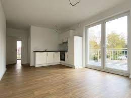 2 zimmer , 0ffene küche, bad, abstellraum, terrasse und anteiliger kellerraum.von cloppenburg ist leicht zugänglich in nur wenigen minuten mit dem auto zu erreichen und bietet ihnen. 2 Zimmer Wohnungen Oder 2 Raum Wohnung In Oldenburg Mieten