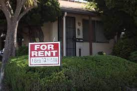 The search tools by the size of bedrooms combine los angeles apartment listings from multiple sources in one easy to use website. La Residents Need To Make 33 An Hour To Afford The Average Apartment 89 3 Kpcc