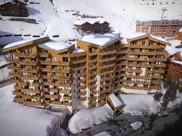 However val thorens high altitude wasn't always considered a blessing, initially the remote location drew only serious skiers willing to make the, then difficult, pilgrimage. Appartements Roche Blanche A Val Thorens