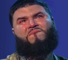 Mi hermano llorando después de haber engañado 85,000 veces a mi cuñada, y  ella solo lo engaño una vez 😞