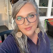 Melissa Giles Seal updated her profile picture.