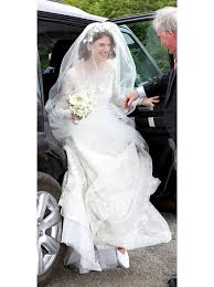 At her wedding to kit harington, 'game of thrones' star rose leslie stunned in a gorgeous elie saab wedding dress—that had quite the harington and leslie originally met on the set of the show in 2012, where leslie's character, ygritte, was the love interest of harington's character, jon snow. Kit Harington Rose Leslie Wedding Game Of Thrones Star Wows In A Modest But Memorable Elie Saab Gown Lifestyle News The Indian Express