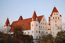 In ingolstadt, there is the webcam weather ingolstadt with motif: Ingolstadt The Wandering Ex Housewife