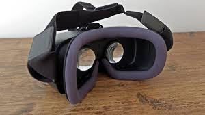 Résultat de recherche d'images pour "Samsung Gear VR"