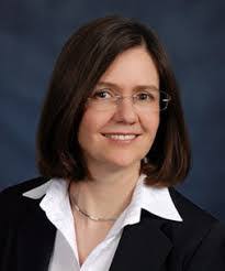 Kim Amato's Instagram, Twitter & Facebook