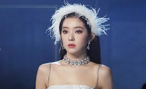 In 2021, wendy released her solo album like. Red Velvet Irene Writes To Fans For The First Time Since Attitude Controversy Kpophit Kpop Hit