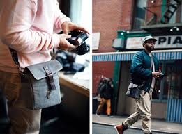 Nyc Photographer Tutes With The New Bond Street Bag By Ona Fototasche Taschen Kameragurte