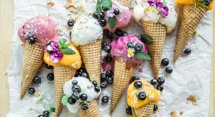 Toutes les envies de glaces sont satisfaites avec une sorbetière ou une turbine à glace.des classiques glaces à la vanille, à la fraise ou encore au praliné, aux recettes plus originales et recherchées comme le sorbet tomate basilic, tout est possible. Recette Facile Des Glaces Maison Avec Ou Sans Sorbetiere Blog Ma Maison Avec Beko