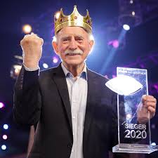 Der gewinner 2020, ganze folgen, beste szenen und bilder, die nicht im tv zu sehen waren: Promi Big Brother 2020 Werner Hansch Stellt Einen Weltrekord Auf Stern De