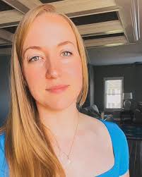 🇫🇷 “O Marie, conçue sans péché, priez pour nous qui avons recours à  vous.” Translation: “O Mary, conceived without sin, pray for us who have  recourse to you.” “Sister Catherine, during her