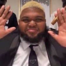 The Black Guy (@StillABlackGuy)