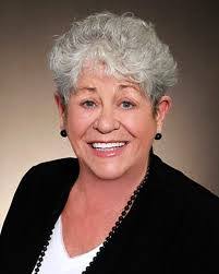 Sandy Ledbetter's Instagram, Twitter & Facebook